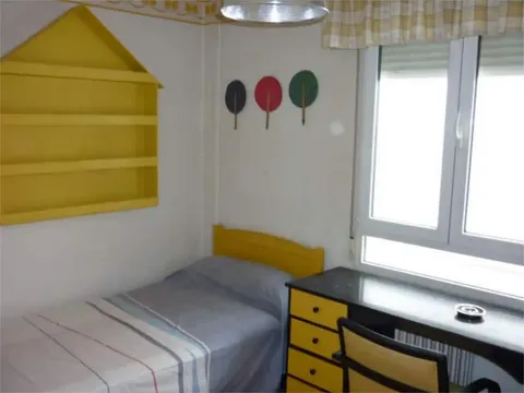 Pis de 115 m² a Pamplona