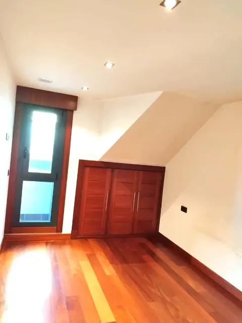 Wohnung 76 m² in Vigo