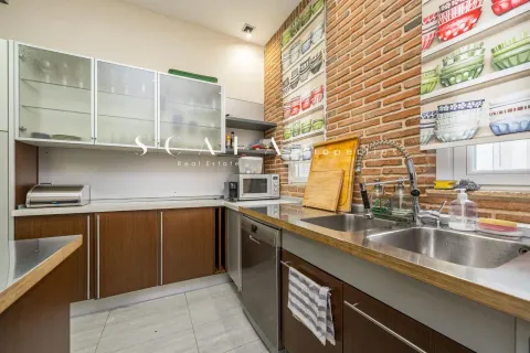 Wohnung 111 m² in Madrid