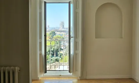 Appartamento 222 m² a Madrid