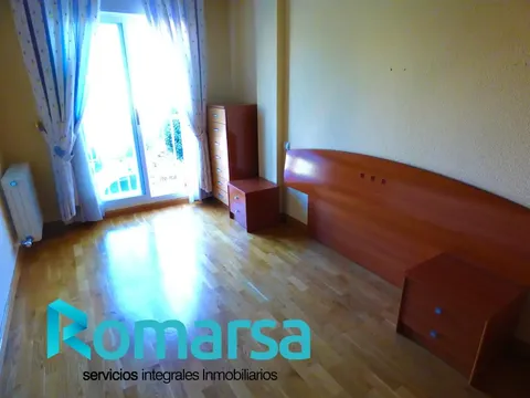 Pis de 90 m² a Àvila