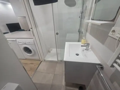 Pis de 3189 m² a Santiago de Compostel·la