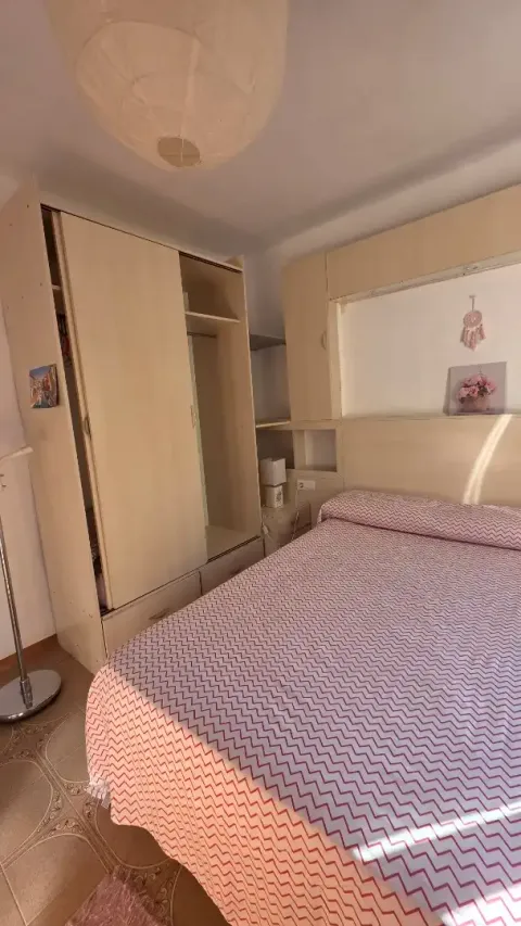 Room for rent, Girona