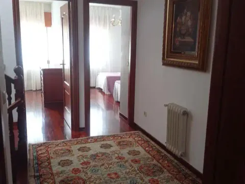 Maison 325 m² à Santiago de Compostela