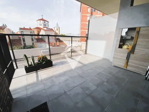 Flat 77 m² in Sabadell (3/11)