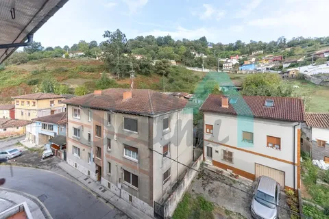 Pis de 58 m² a Llangréu / Langreo