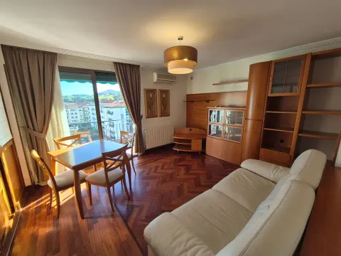 Wohnung 75 m² in Lasarte-Oria