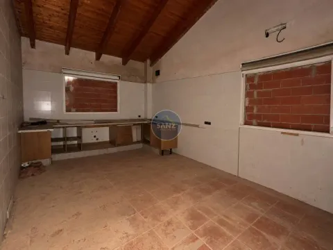 Haus 323 m² in l'Énova
