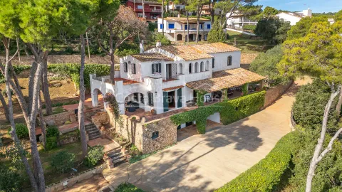Будинок 606 м² у Palafrugell