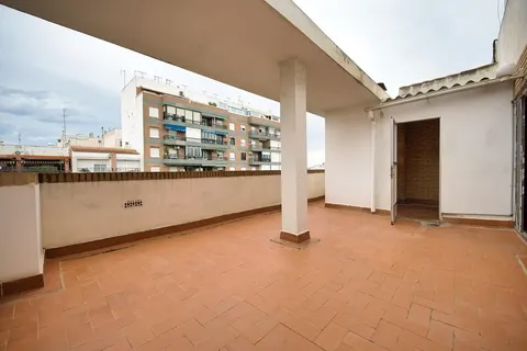 Pis de 90 m² a Oriola