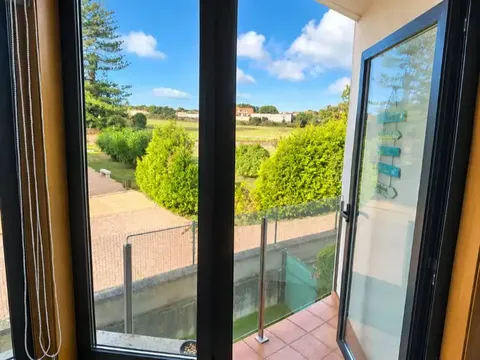 Pis de 70 m² a Ares