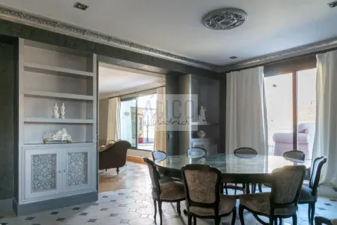 Piso de 230 m² en Madrid