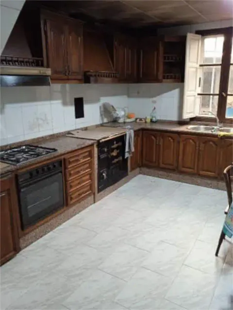 Casa de 135 m² en Coristanco (2/9)