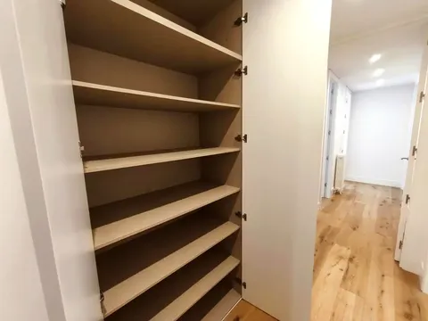 Wohnung 156 m² in Madrid