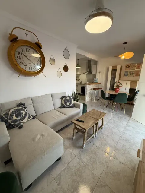 Wohnung 100 m² in Oliva (2/20)