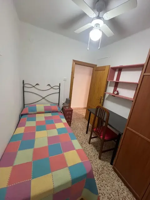 Pis de 100 m² a Almeria