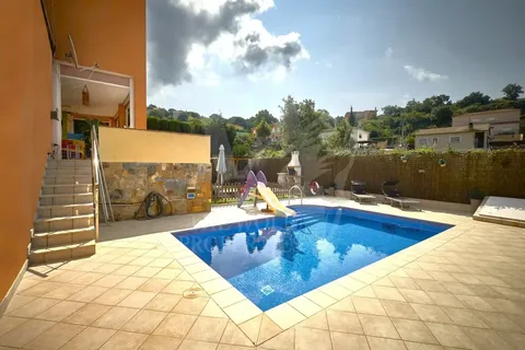 Casa de 202 m² a Vidreres (2/40)