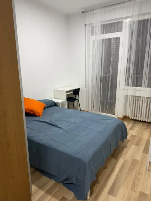 Room for rent, Madrid
