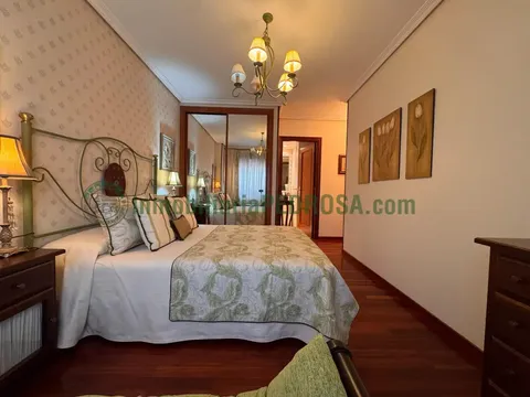 Pis de 77 m² a Pontevedra