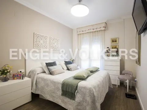 Квартира 110 м² в Montcada / Moncada