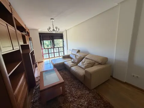 Pis de 91 m² a Nava