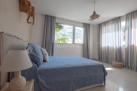 Haus 300 m² in Dénia
