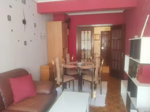 Pis de 80 m² a Torrelavega