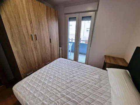 Zimmer 100 m², Ourense