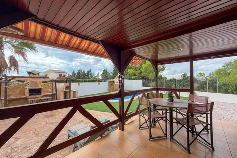Casa de 80 m² a Oriola