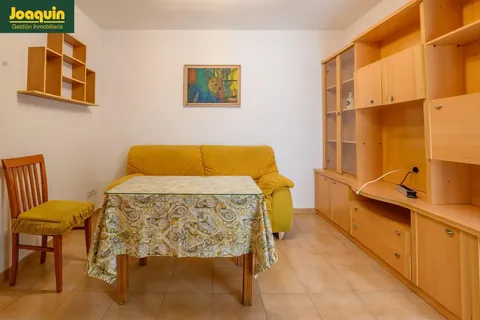 Pis de 44 m² a Còrdova (4/19)