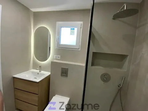 Pis de 77 m² a València