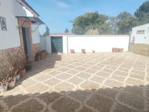 Room for rent, Carmona