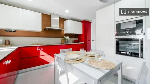 Кімната в оренду, Madrid