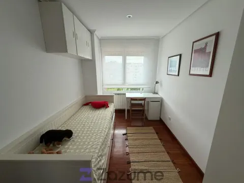 Flat 65 m² in Ruesga
