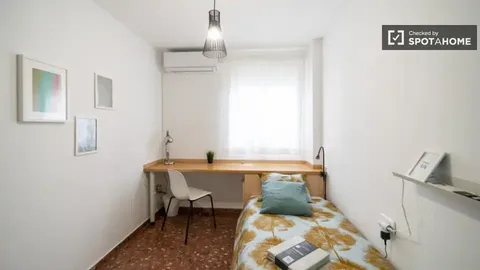 Habitació de lloguer, Burjassot