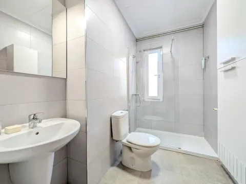 Room for rent, Albacete (2/3)