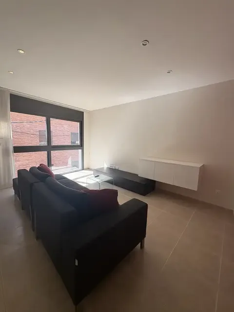 Pis de 77 m² a Anglès