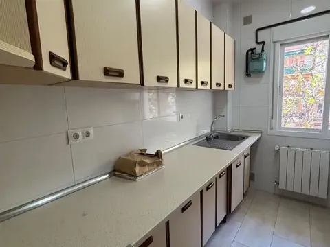 Wohnung 79 m² in Madrid