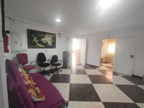 Habitació de lloguer, Carmona