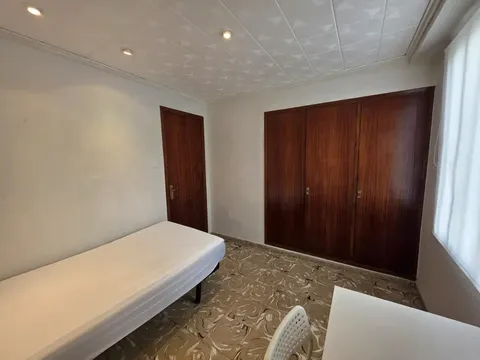 Habitació de lloguer, Gandia