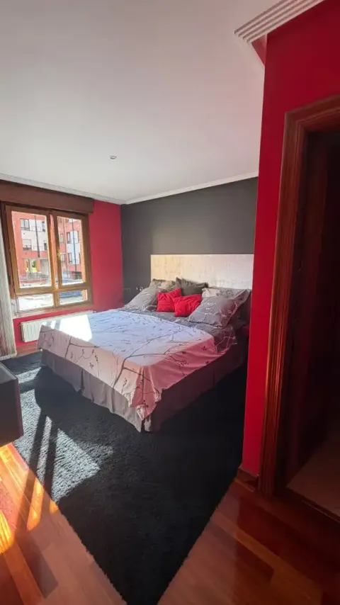 Pis de 79 m² a Oviedo