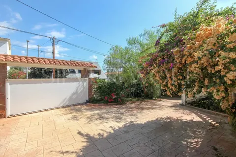 Будинок 434 м² у Castelldefels