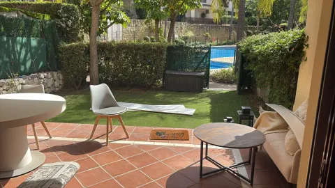 Maison 300 m² à Marbella (2/8)