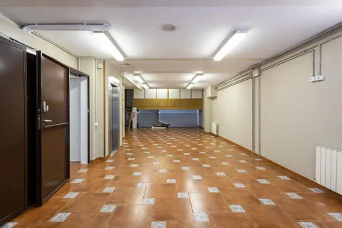 Casa 384 m² a l'Hospitalet de Llobregat
