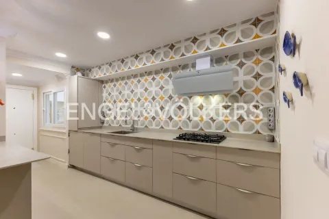 Appartamento 206 m² a Valencia