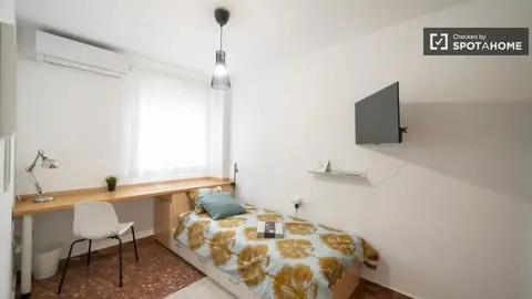 Habitació de lloguer, Burjassot