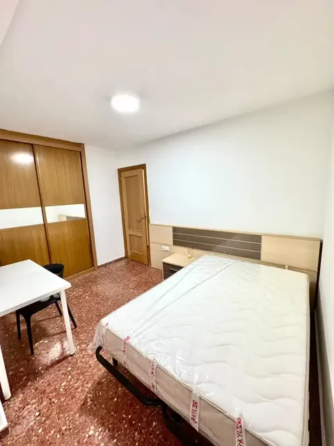 Pis de 81 m² a València