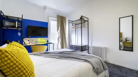 Room for rent, Madrid (4/10)