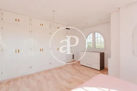 Haus 500 m² in l'Eliana