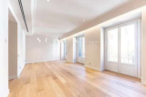 Appartamento 217 m² a Madrid